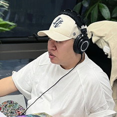 Tinghe Li