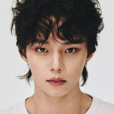 Jiang Zhengyu